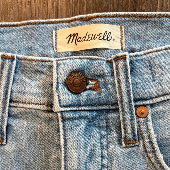 Madewell High-Rise Denim Jean Shorts - Raw Hem - Size 26 - Picture 3 of 9